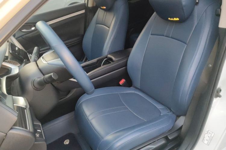 Used Honda Civic 2019 220TURBO CVT Dynamic Edition China VI Emission Standard Left Front Seat