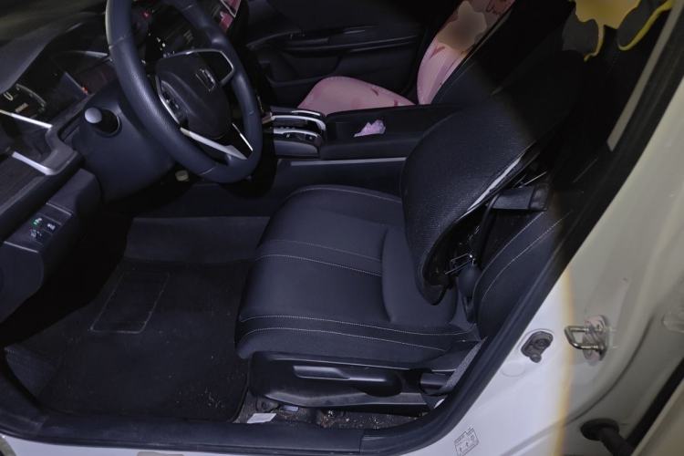 Used Honda Civic 2019 220TURBO CVT Dynamic Edition China VI Left Front Seat