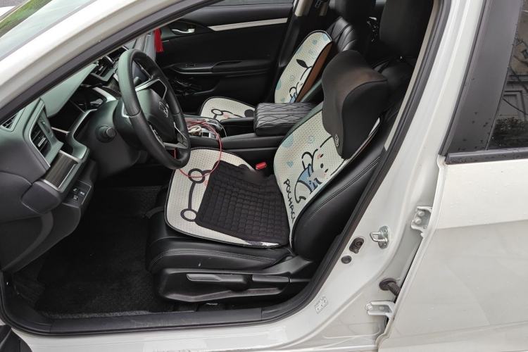 Used Honda Civic 2019 220TURBO CVT Dynamic Edition China V Left Front Seat