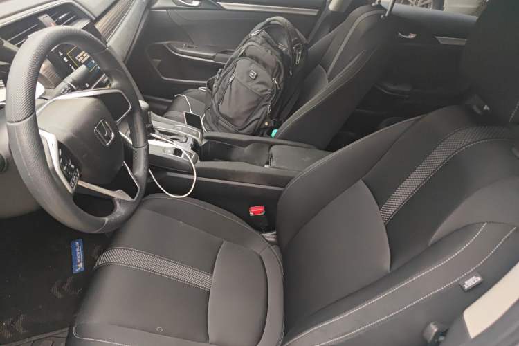 Used Honda Civic 2019 220TURBO CVT Dynamic Edition China VI Left Front Seat