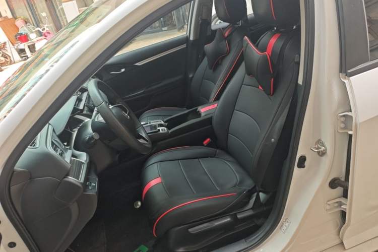 Used Honda Civic 2019 220TURBO CVT Dynamic Edition China VI Left Front Seat