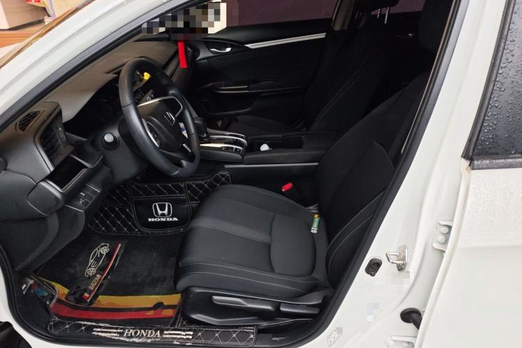 Used Honda Civic 2019 180TURBO CVT Shangdong Edition China VI Left Front Seat