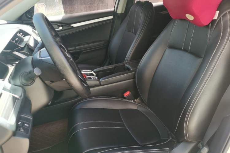 Used Honda Civic 2019 220TURBO CVT Dynamic Edition China VI Left Front Seat