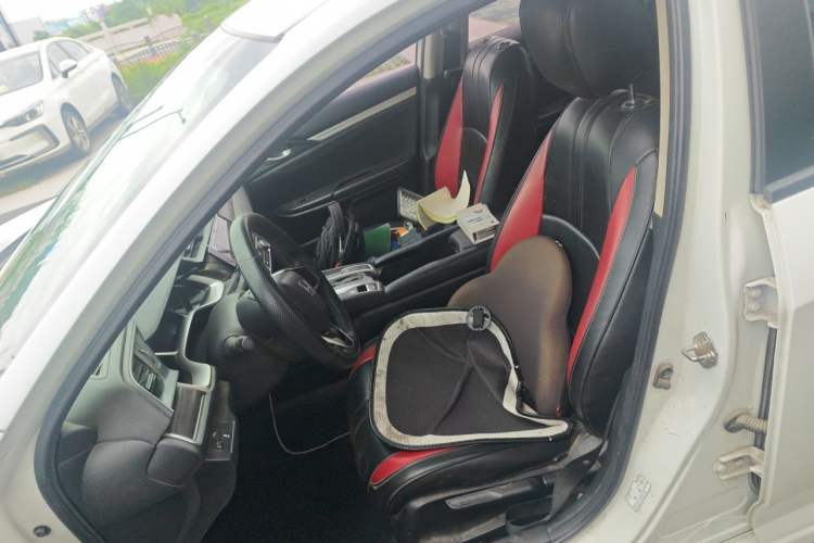 Used Honda Civic 2019 220TURBO CVT Dynamic Edition China VI Emission Standard Left Front Seat