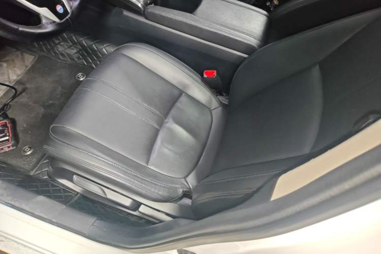 Used Honda Civic 2019 220TURBO CVT Dynamic Edition China VI Emission Standard Left Front Seat