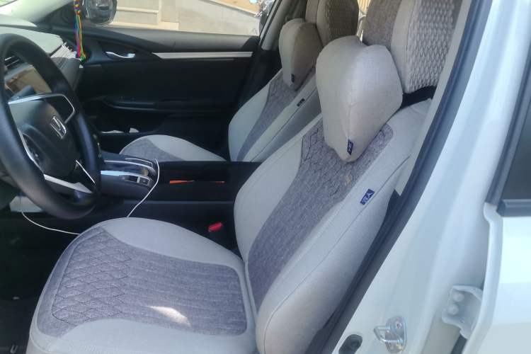 Used Honda Civic 2019 220TURBO CVT Dynamic Edition China VI Left Front Seat