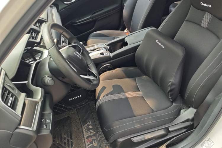 Used Honda Civic 2019 220TURBO CVT Dynamic Edition China VI Emission Standard Left Front Seat