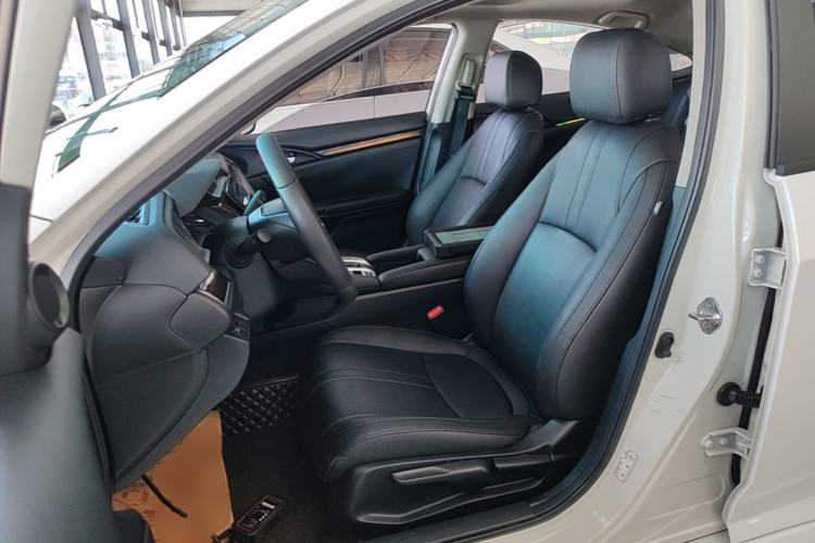 Used Honda Civic 2019 180TURBO CVT Shangdong Edition China V Left Front Seat