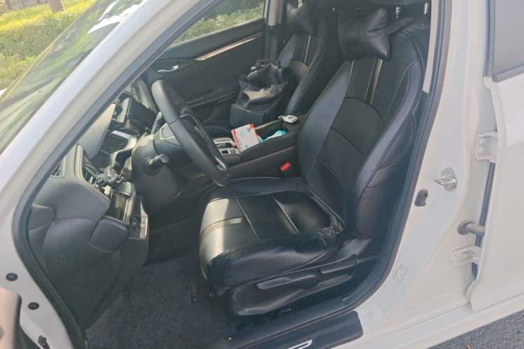 Used Honda Civic 2019 220TURBO CVT Dynamic Edition China VI Left Front Seat