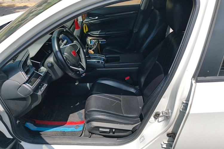 Used Honda Civic 2019 220TURBO CVT Dynamic Edition China VI Left Front Seat