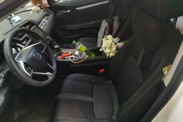 Used Honda Civic 2019 220TURBO CVT Dynamic Edition China VI Left Front Seat