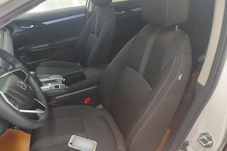 Used Honda Civic 2019 220TURBO CVT Dynamic Edition China VI Left Front Seat