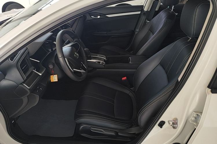 Used Honda Civic 2019 220TURBO CVT Dynamic Edition China VI Left Front Seat