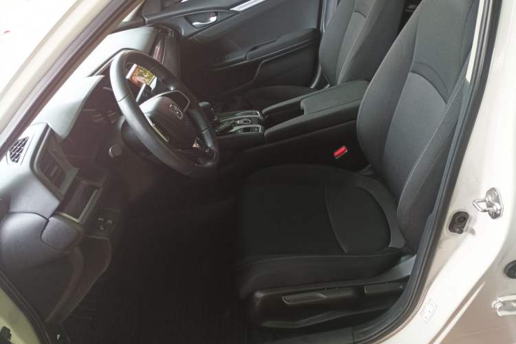 Used Honda Civic 2019 180TURBO CVT Shangyue Edition China VI Emission Standard Left Front Seat