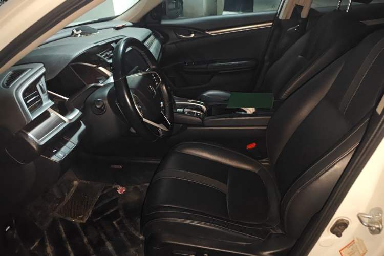 Used Honda Civic 2019 220TURBO CVT Power Edition China V Left Front Seat
