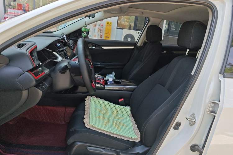 Used Honda Civic 2019 220TURBO CVT Dynamic Edition China V Left Front Seat