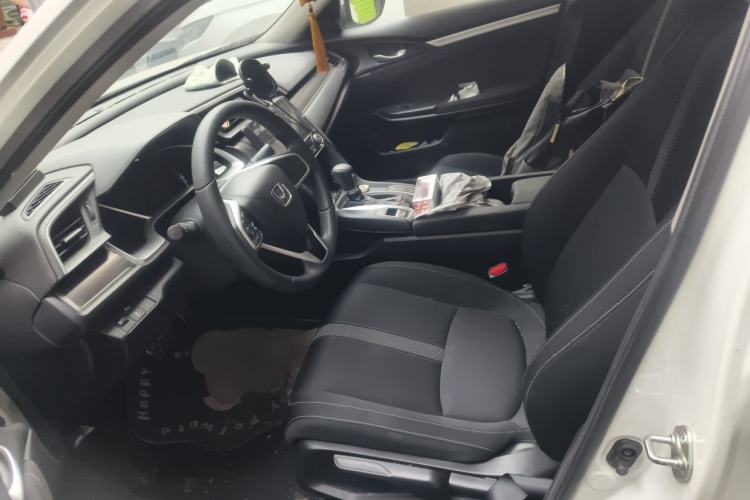 Used Honda Civic 2019 220TURBO CVT Dynamic Edition China VI Emission Standard Left Front Seat