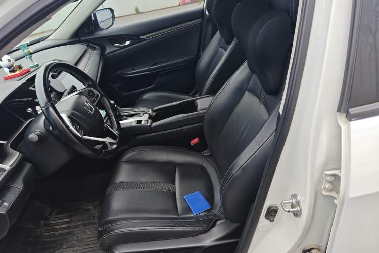 Used Honda Civic 2019 220TURBO CVT Power Edition China VI Emission Standard Left Front Seat