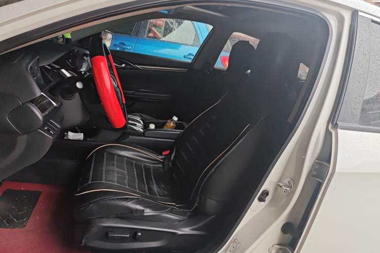 Used Honda Civic 2019 220TURBO CVT Power Edition China VI Emission Standard Left Front Seat
