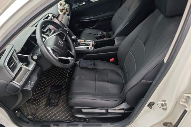 Used Honda Civic 2019 220TURBO CVT Dynamic Edition China V Left Front Seat