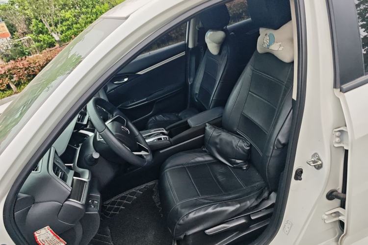 Used Honda Civic 2019 220TURBO CVT Dynamic Edition China VI Left Front Seat