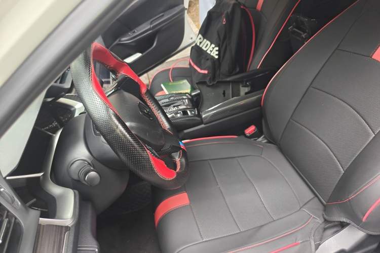 Used Honda Civic 2019 220TURBO CVT Dynamic Edition China VI Left Front Seat