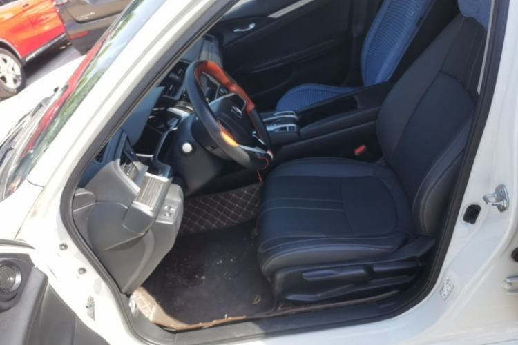 Used Honda Civic 2019 220TURBO CVT Dynamic Edition China VI Left Front Seat