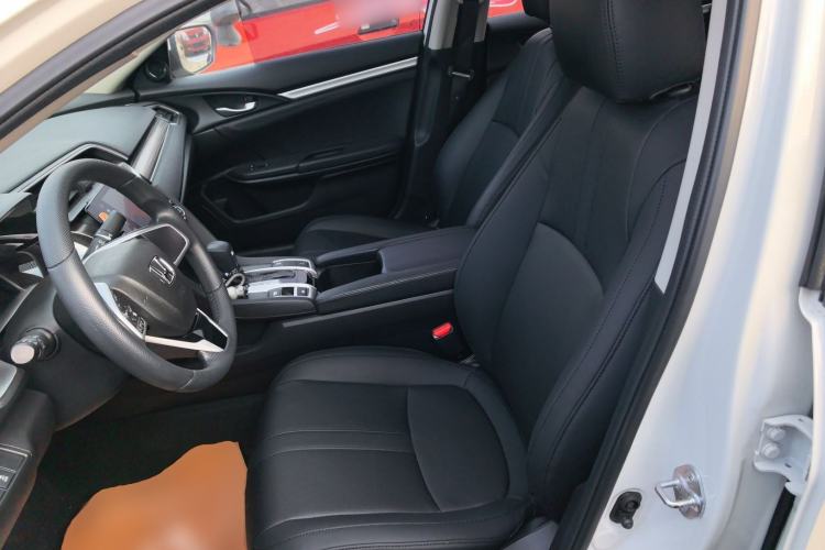 Used Honda Civic 2019 220TURBO CVT Dynamic Edition China VI Left Front Seat