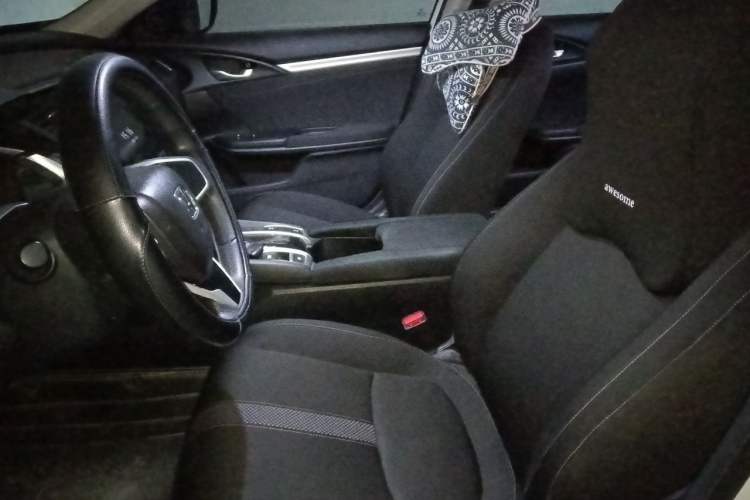 Used Honda Civic 2019 220TURBO CVT Dynamic Edition China VI Left Front Seat