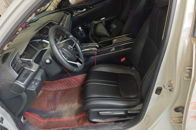 Used Honda Civic 2019 220TURBO CVT Dynamic Edition China VI Emission Standard Left Front Seat