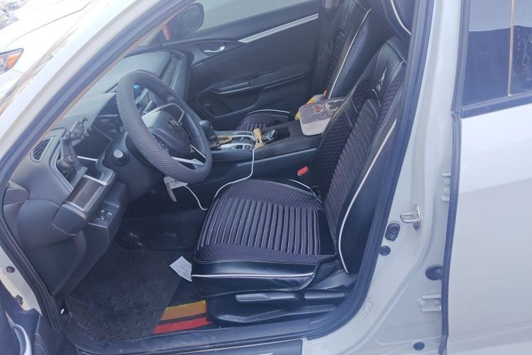 Used Honda Civic 2019 220TURBO CVT Dynamic Edition China V Emission Standard Left Front Seat