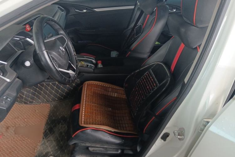 Used Honda Civic 2019 220TURBO CVT Dynamic Edition China VI Left Front Seat