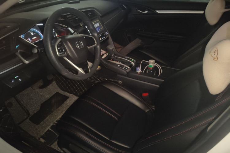 Used Honda Civic 2019 220TURBO CVT Dynamic Edition China VI Left Front Seat