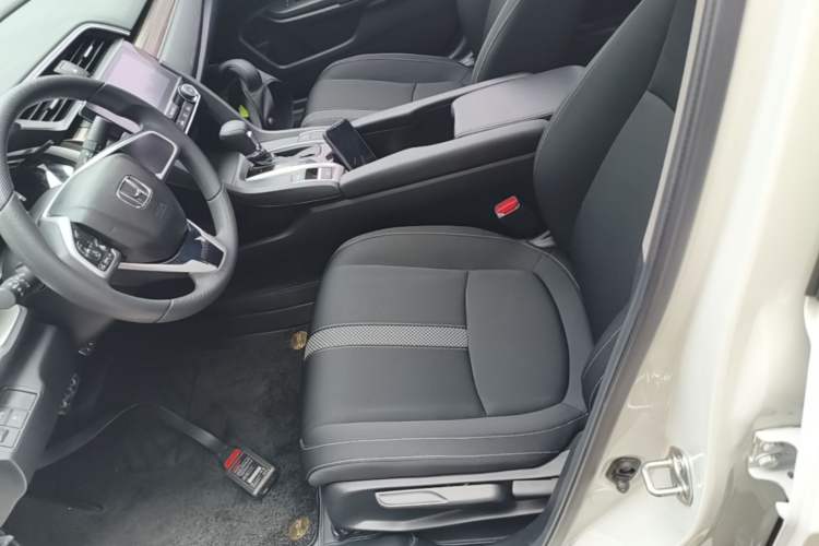 Used Honda Civic 2019 220TURBO CVT Dynamic Edition China VI Emission Standard Left Front Seat