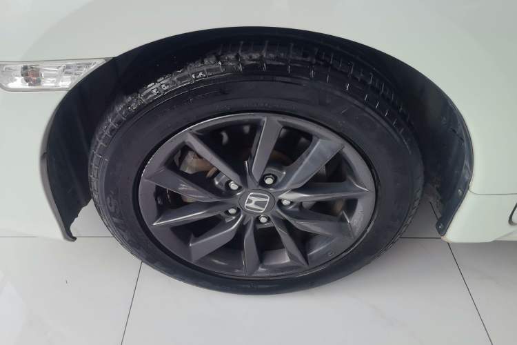 Used Honda Civic 2019 220TURBO CVT Dynamic Edition China V Left Front Wheel Hub