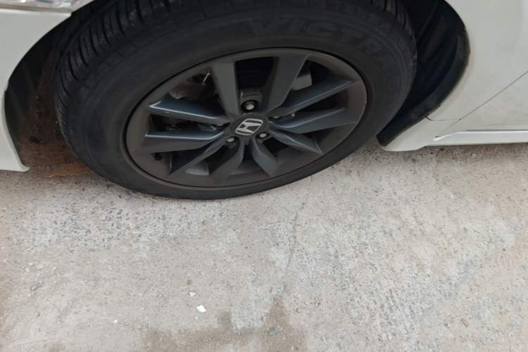 Used Honda Civic 2019 220TURBO CVT Dynamic Edition China VI Left Front Wheel Hub