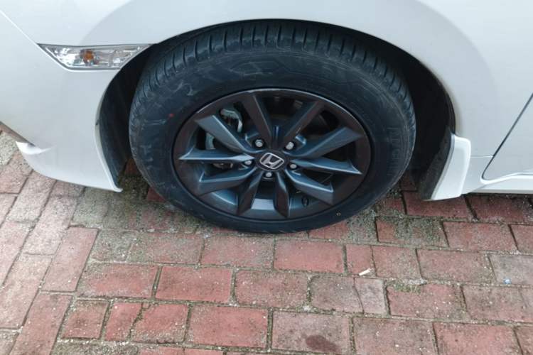 Used Honda Civic 2019 220TURBO CVT Dynamic Edition China VI Left Front Wheel Hub