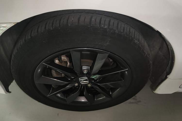 Used Honda Civic 2019 220TURBO CVT Dynamic Edition China VI Left Front Wheel Hub