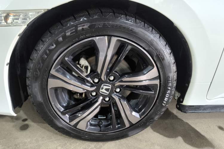 Used Honda Civic 2019 220TURBO CVT Dynamic Edition China VI Emission Standard Left Front Wheel Hub