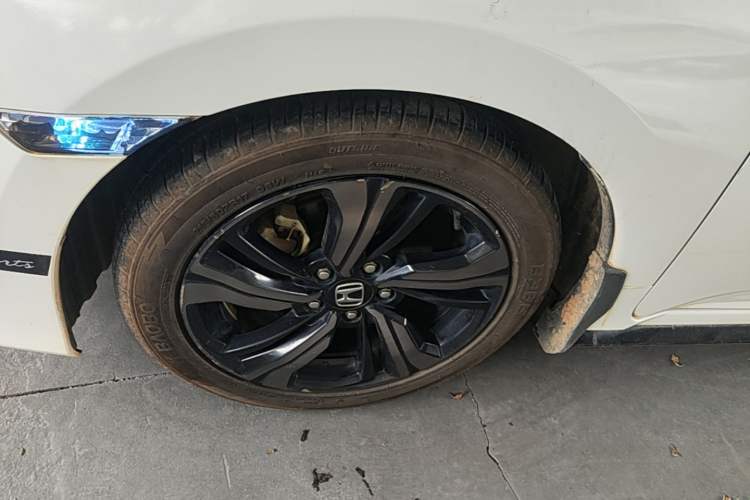 Used Honda Civic 2019 220TURBO CVT Dynamic Edition China VI Emission Standard Left Front Wheel Hub