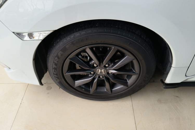 Used Honda Civic 2019 220TURBO CVT Dynamic Edition China VI Left Front Wheel Hub