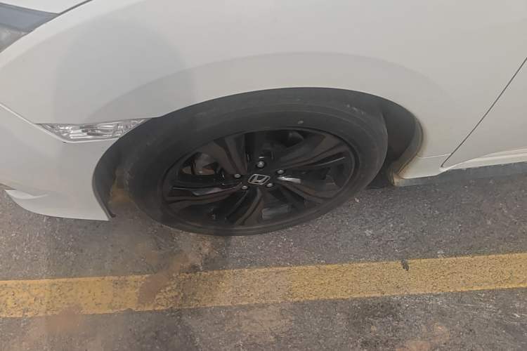 Used Honda Civic 2019 220TURBO CVT Dynamic Edition China VI Emission Standard Left Front Wheel Hub