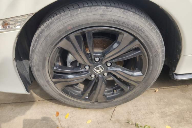 Used Honda Civic 2019 220TURBO CVT Dynamic Edition China V Emission Standard Left Front Wheel Hub