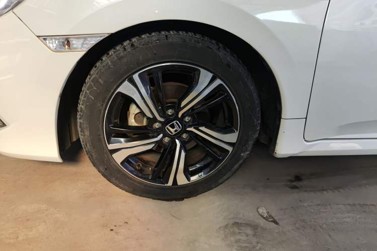 Used Honda Civic 2019 220TURBO CVT Power Edition China VI Emission Standard Left Front Wheel Hub