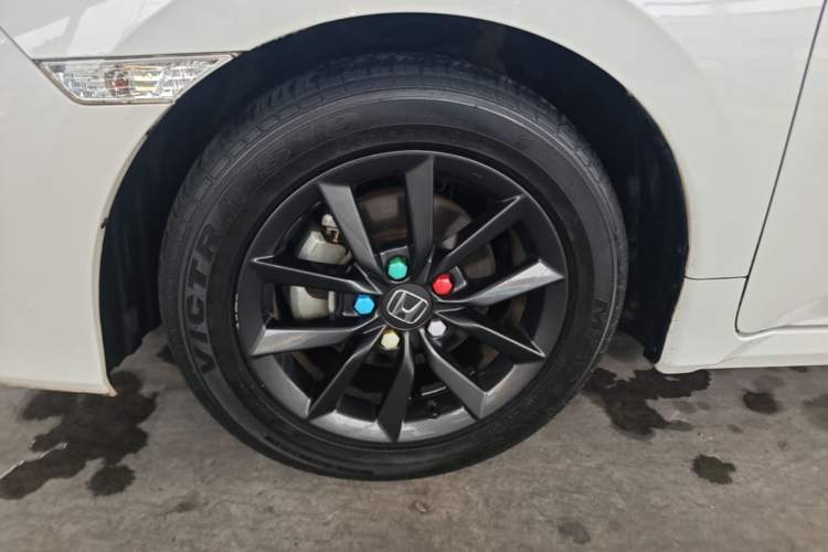 Used Honda Civic 2019 220TURBO CVT Dynamic Edition China VI Left Front Wheel Hub