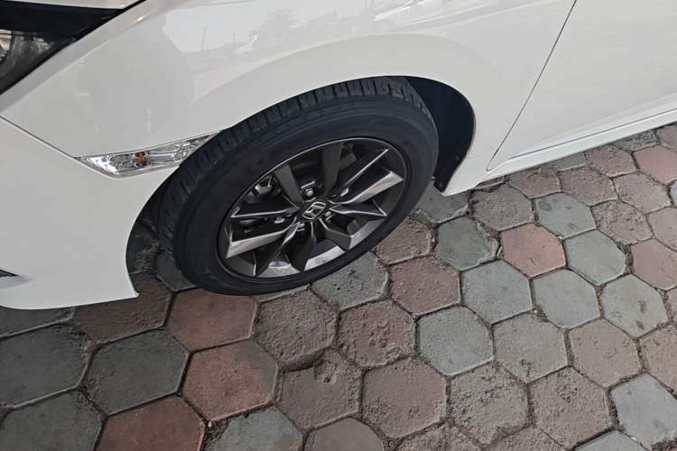 Used Honda Civic 2019 180TURBO CVT Shangdong Edition China VI Left Front Wheel Hub