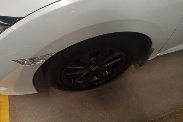 Used Honda Civic 2019 220TURBO CVT Dynamic Edition China V Left Front Wheel Hub