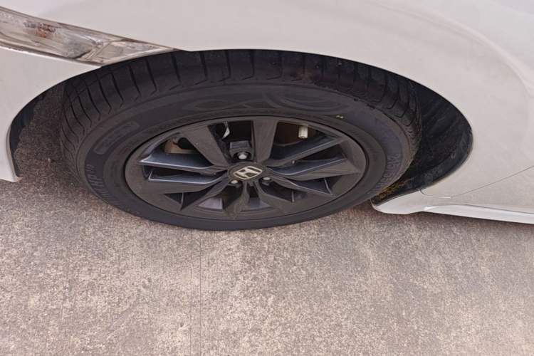 Used Honda Civic 2019 220TURBO CVT Dynamic Edition China VI Left Front Wheel Hub