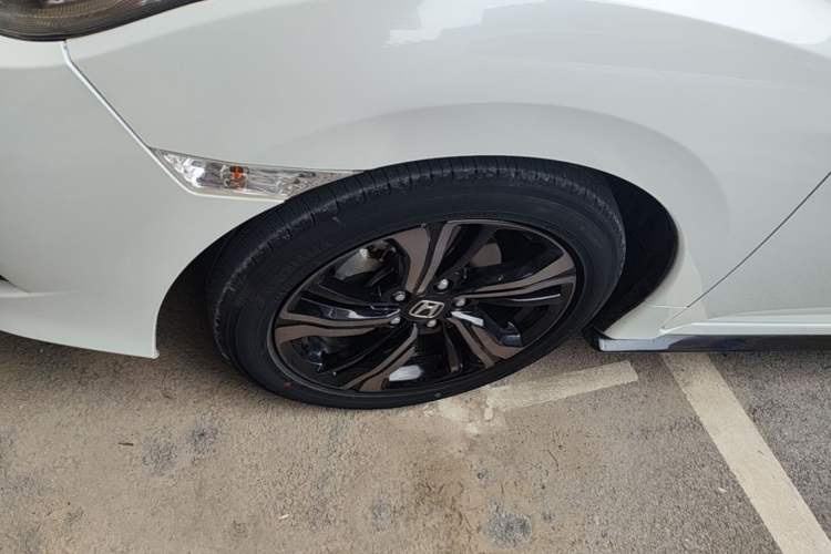 Used Honda Civic 2019 220TURBO CVT Dynamic Edition China VI Emission Standard Left Front Wheel Hub