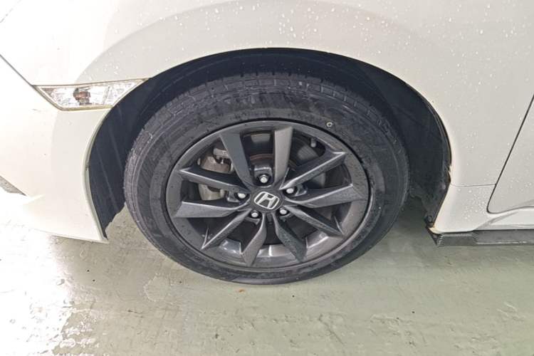 Used Honda Civic 2019 220TURBO CVT Dynamic Edition China VI Left Front Wheel Hub